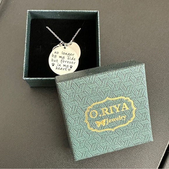 O. Riya pet loss pendant on a chain new in box - Picture 4 of 4